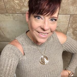 Meet your Posher, Heidi